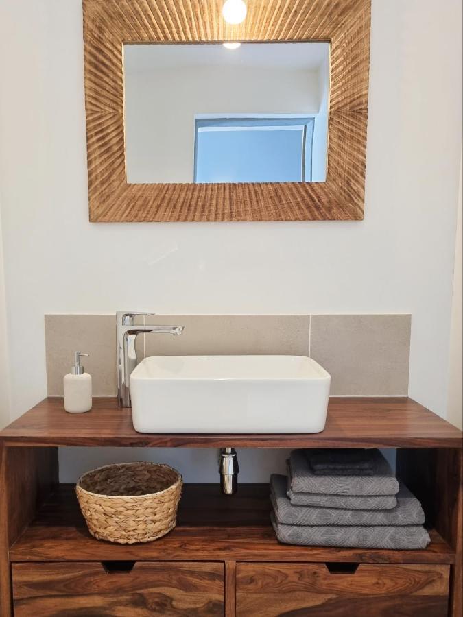 페른느 레 퐁텐느 Cosy En Provence - Piscine Chauffee De Mai A Septembre B&B 외부 사진